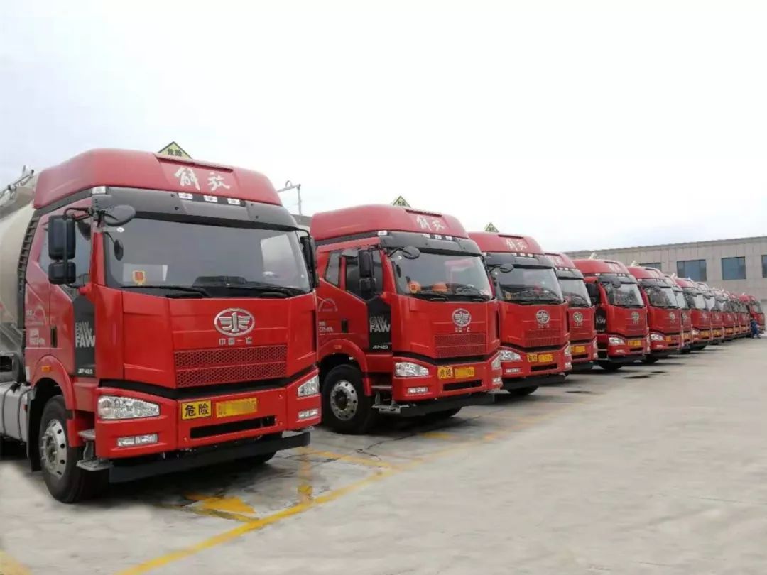 《危險貨物道路運輸規則》正式實施 規范運輸行為，筑牢道路安全防線